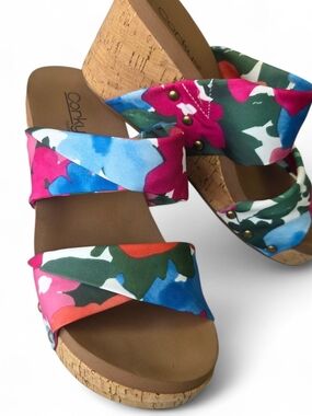Corky Wedge Sandals - Floral Multi